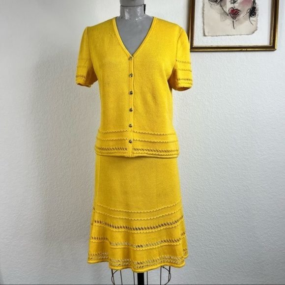 St John Spring 04 Santana Knit Sweater Blazer Skirt Set